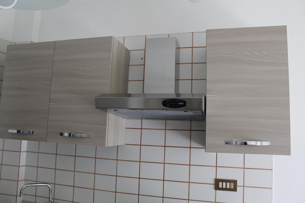 In Centro A Saint Vincent Apartment Bagian luar foto